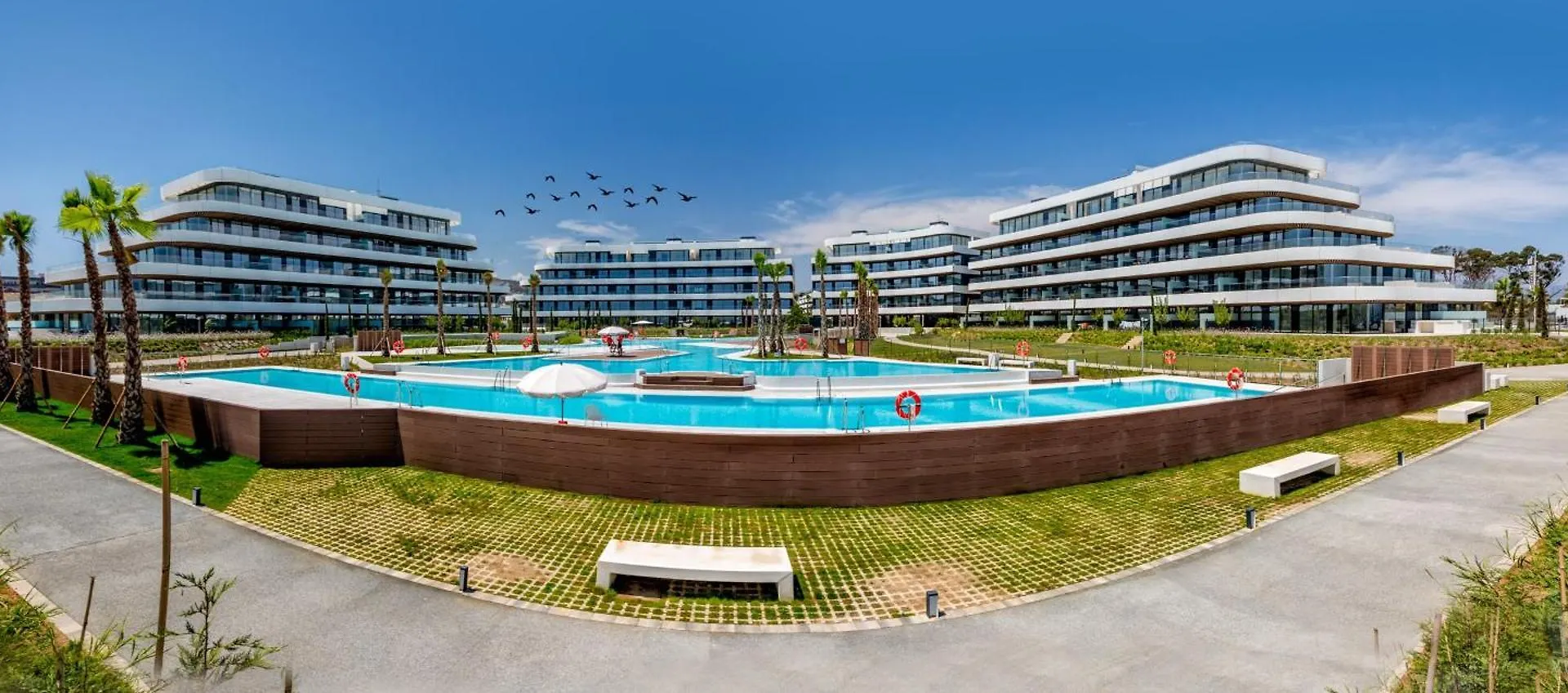 Vivi Homes - Dali Pool, Sauna, Gym & Sea View Torremolinos